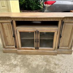SOLID WOOD TV CONSOLE 