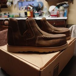 Twisted Boots 