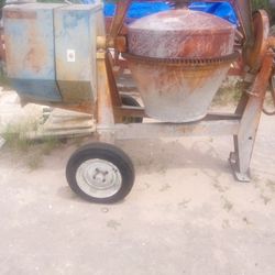 Concrete Gas Mixer 1/2 Yard 