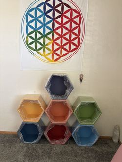 7 - Hexogonal shelfs