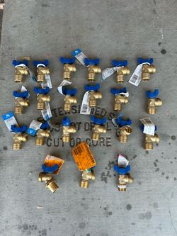 Water and gas ball valves