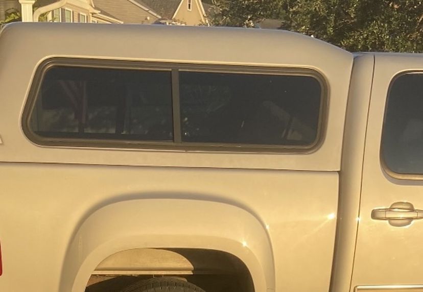 Photo Camper Shell For 20072014 GMC Sierra