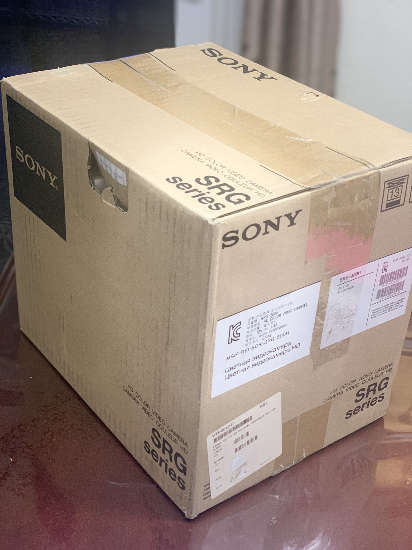 Sony SRG-300H-1080p HD color Video Camera