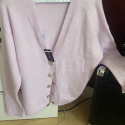 LOVELY CARDIGAN SEE PICTURES SIZE SMALL OVERSIZED !!!