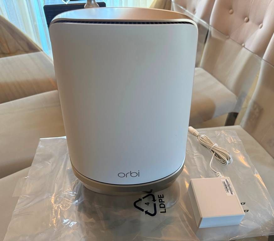 Netgear Orbi 960-100NAS WiFi 6E Satellite