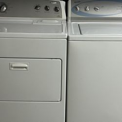 Washer / Dryer Whirlpools 