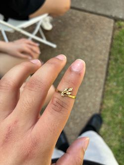 14kt leaf ring