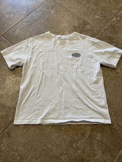Plain white t-shirt with puppy print