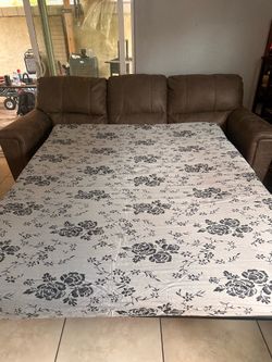 Sofá pull out bed
