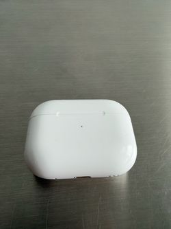 Apple AirPods Pro 2 charging case (case only)