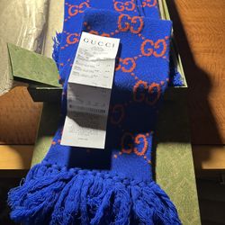 $300 Today Only 🧡💙  Gucci  🧡💙  NY METS 🧡💙  GG Monogra 2021 🥶 Blue Scarf New w/ receipt 100% Authentic Infinity Scarve NY Mets