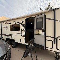. Forest River Rockwood MiniLite 2503S 2018