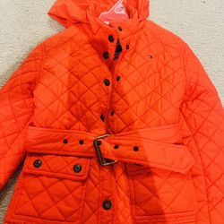 8–10 girl slim puffer coat Tommy Hilfiger red like new removable hoodie and belt medium 