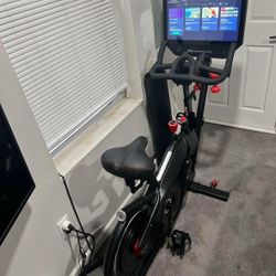Bowflex Velocore Bike 22” Monitor 