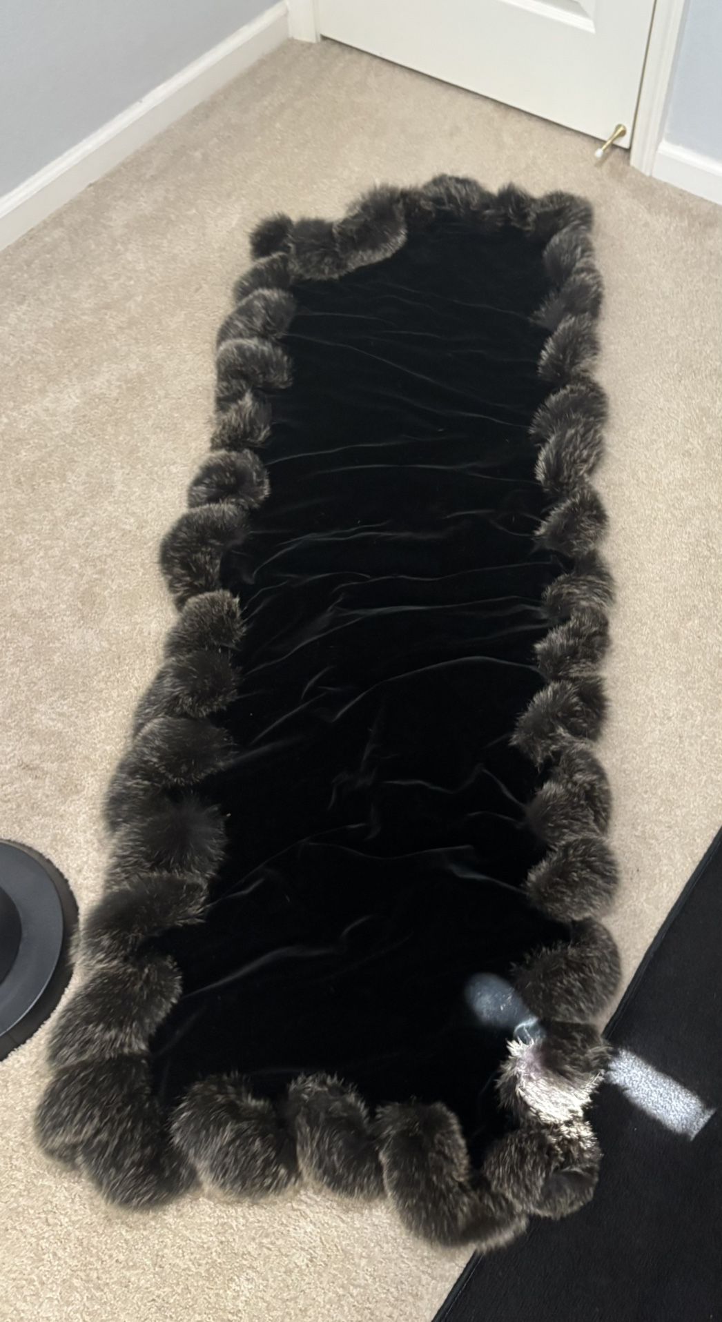 Super soft/high quality black velvet with fur lining scarf/wrap/shawl/stole/blanket