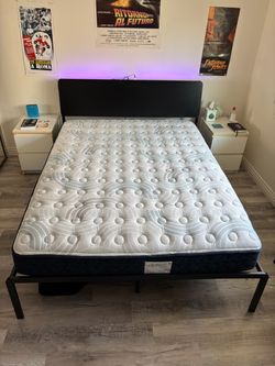 Sealy Frisco 2.0 Medium Euro Top Queen Mattress – Lightly Used ($1,500 Retail)