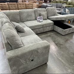 New Sleeper Sectional Couch With Storage / Free Delivery 