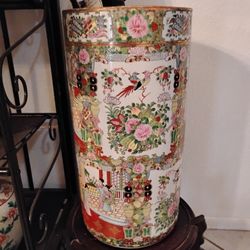 Rose Medallion Umbrella Vase