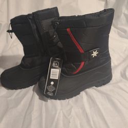 Kid Snow Boots, Size 5 Y