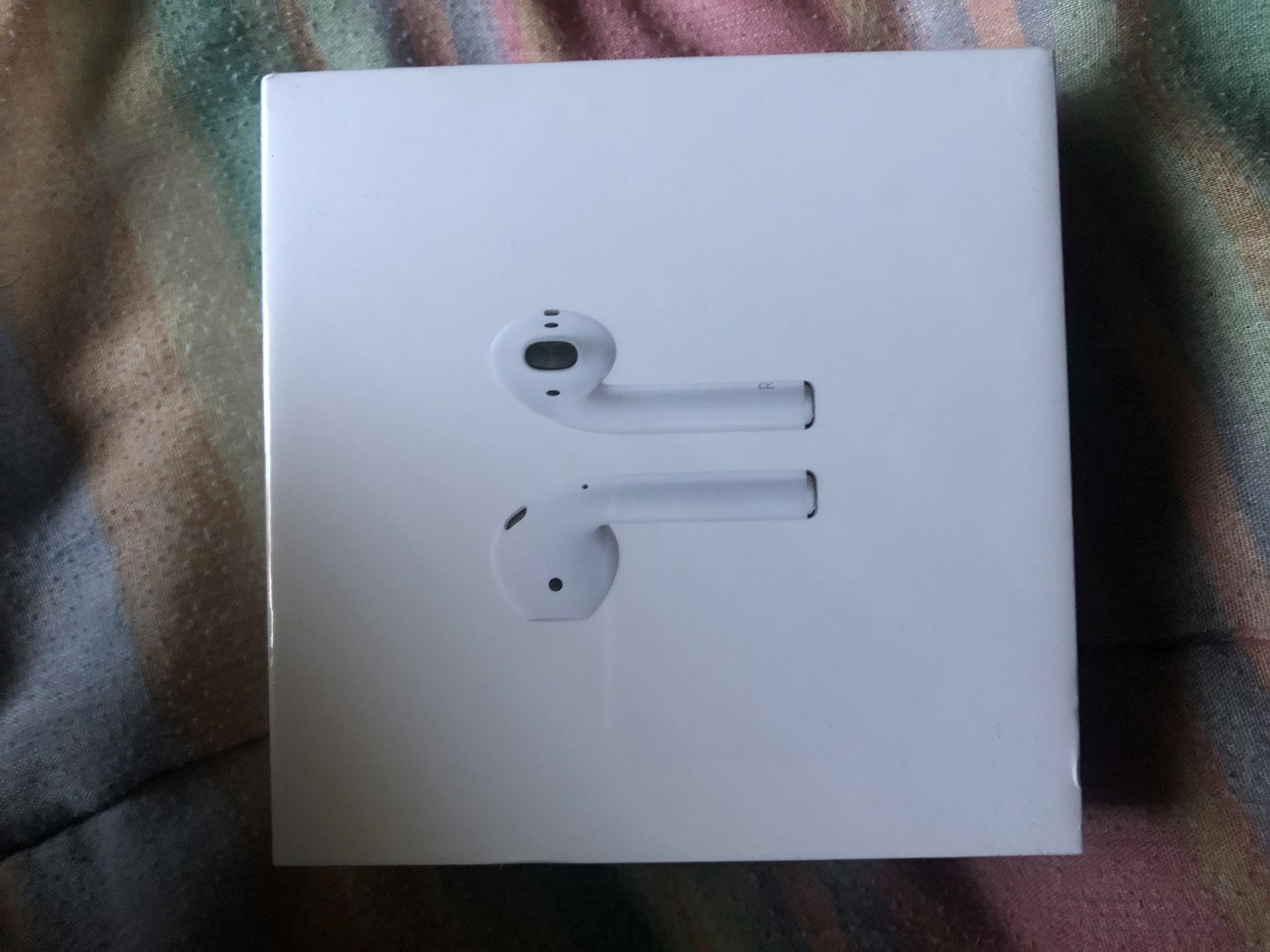 Apple AirPods 2 Generation “Brand New”