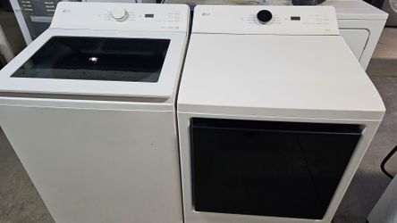 LG ThinQ Washer And Dryer Electric