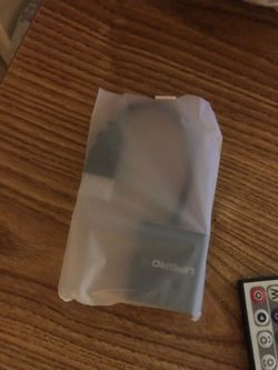 DESKTOP VGA CABLE CONVERTER TO HDMI FOR MONITORS