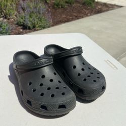 Crocs Size 11 