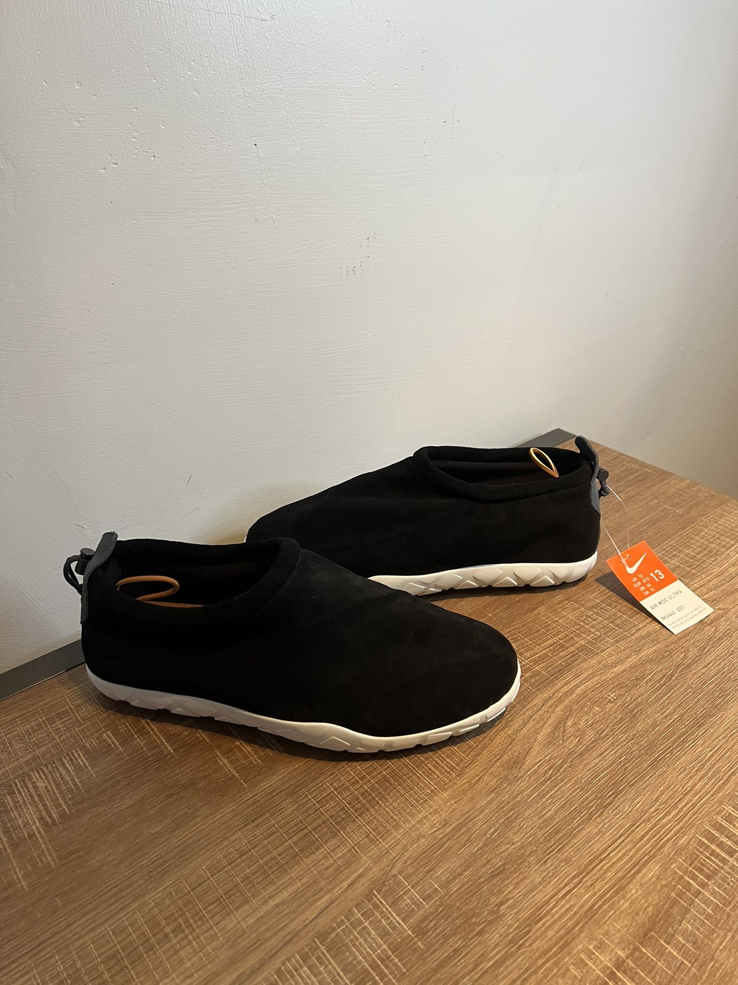 Nike moc ultra sales