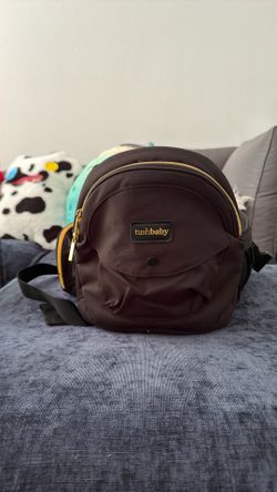 tushbaby carrier