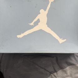 Jordan’s Bred 4s Unc 3s