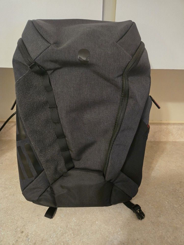 Mobile Edge Alienware Elite Backpack 17"