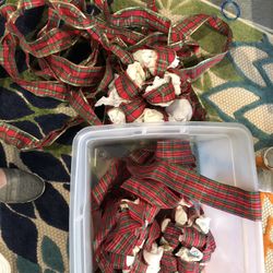 Large Christmas Bows