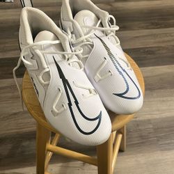 Alpha Menace Pro 3 'White Black'