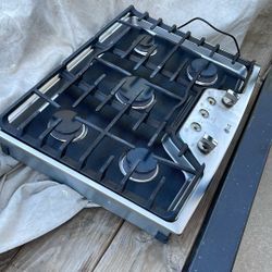 LG Stovetop (gas) 3 Years Old