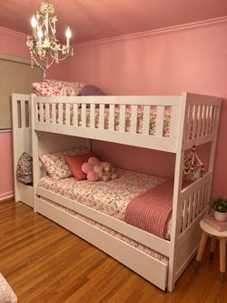 Pottery Barn White Bunk Bed with Trundle and 2 mattresses