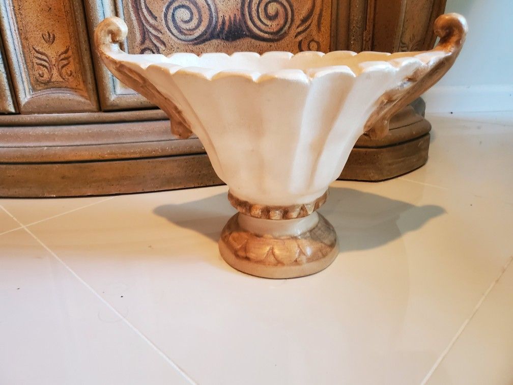 Urn