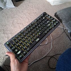 GAMING ZELDA BLUETOOTH KEYBOARD 