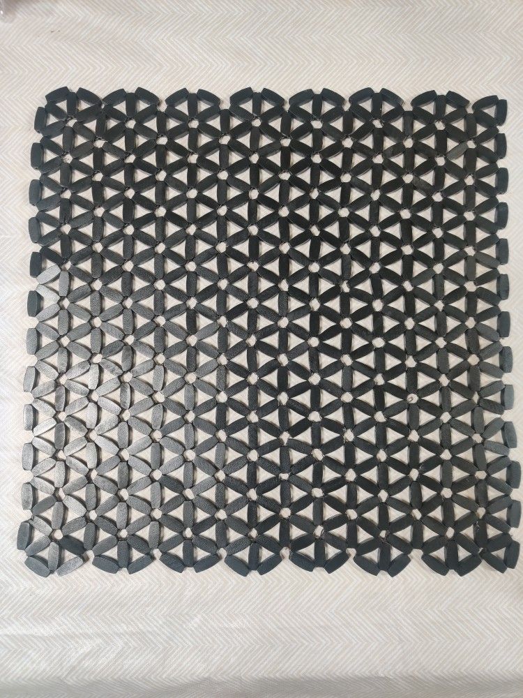 Woven Wood Flower Placemat - Perfect for Dining/Plants