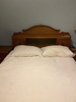 Queen bed and Wood Headboard with Built-In Shelves and Drawers