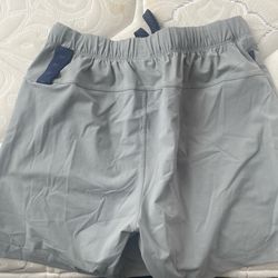 FABLETICS SHORTS