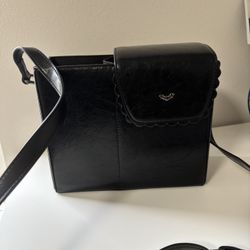 Kate Gabrielle Water bottle Purse 