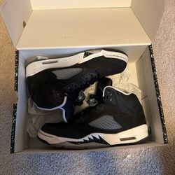 Jordan 5’s Moonlight