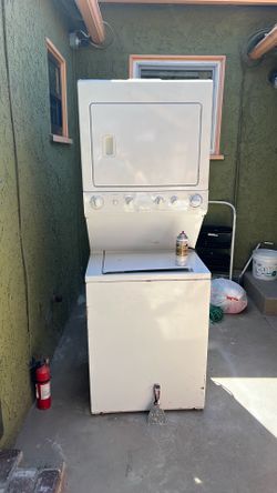 Washer and gas drier fridgidaire