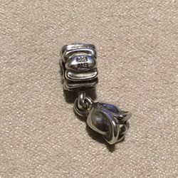 Pandora retired tulip charm