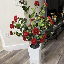 Pretty Artificial Plant 4 Ft With Red Flowers Comes With Tall Planter! Brand New