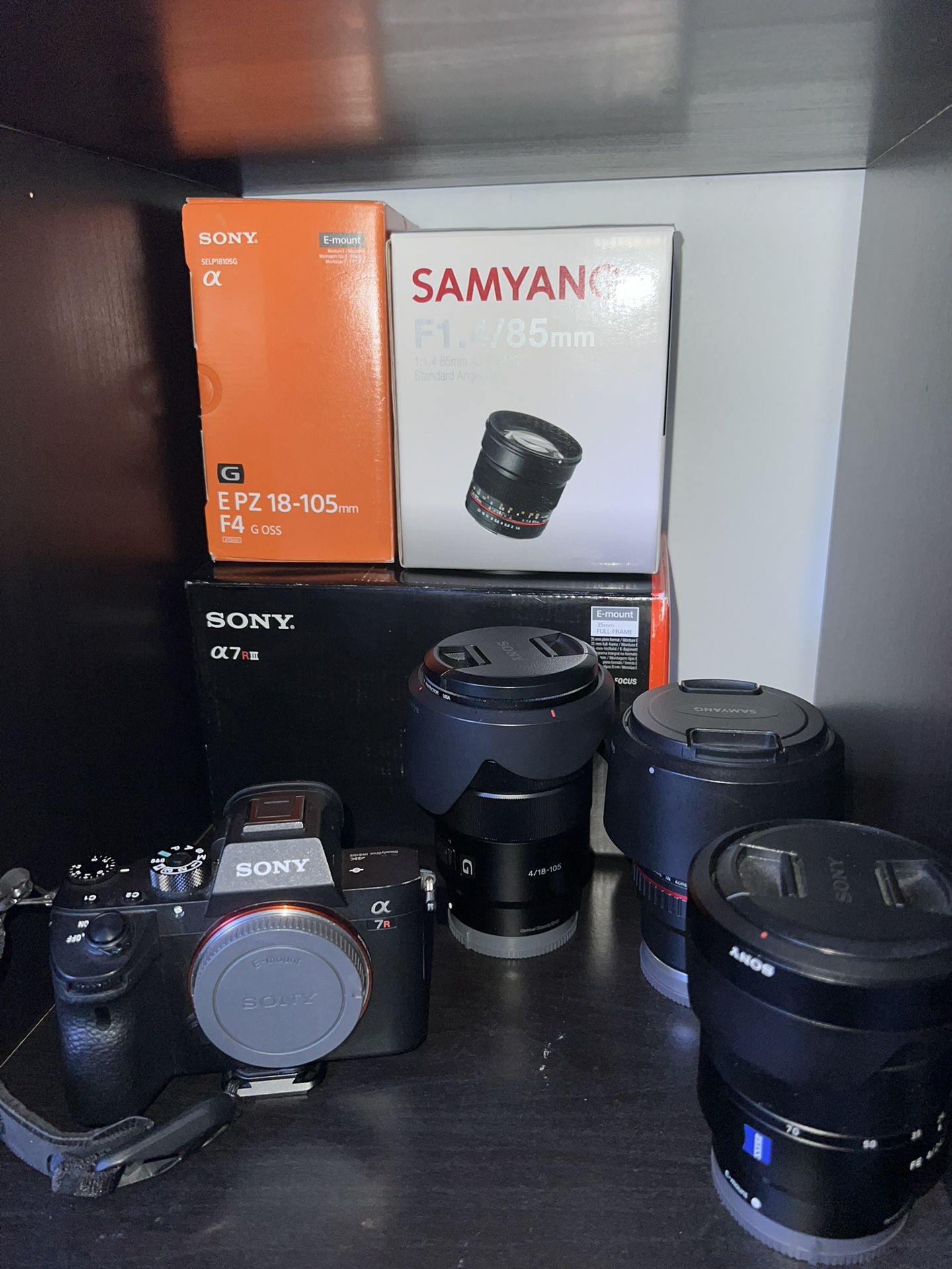 Sony a7riii with 3 lens and 2 battery’s