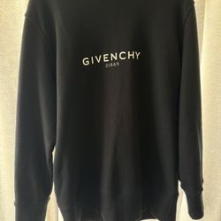 Givenchy sweater 
