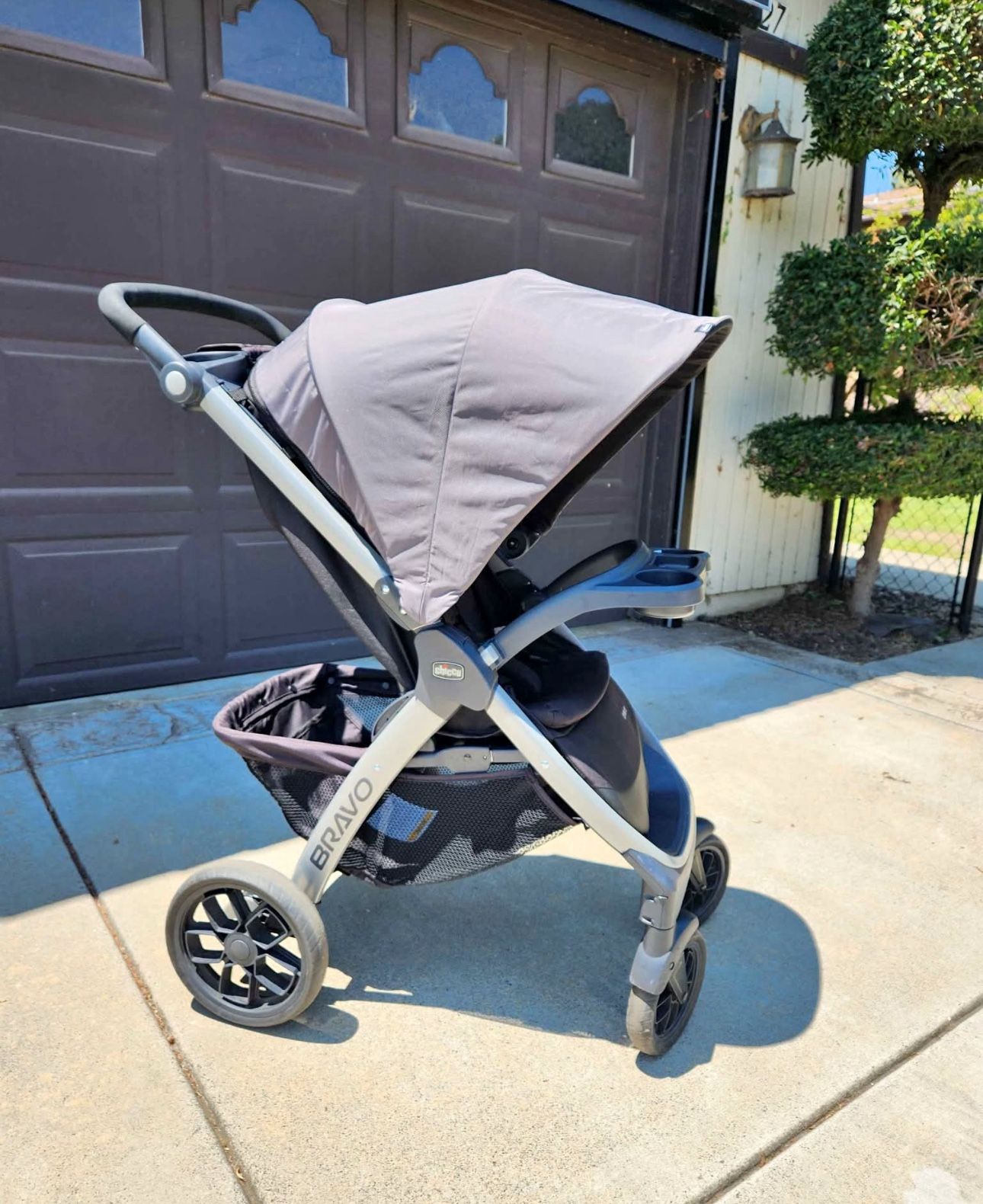 CHICCO BRAVO STROLLER