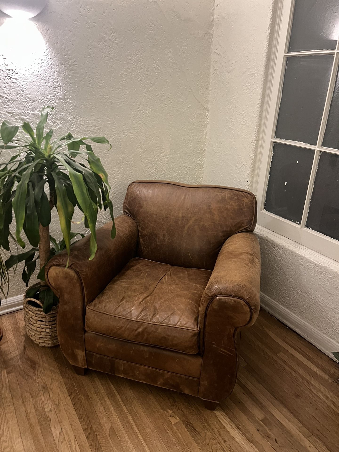 Vintage Leather Armchair Mitchell Gold