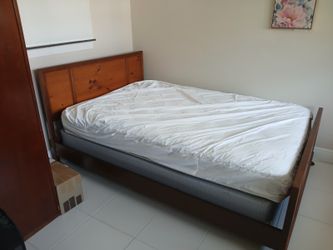 Full XL Wood Bed with Mattress